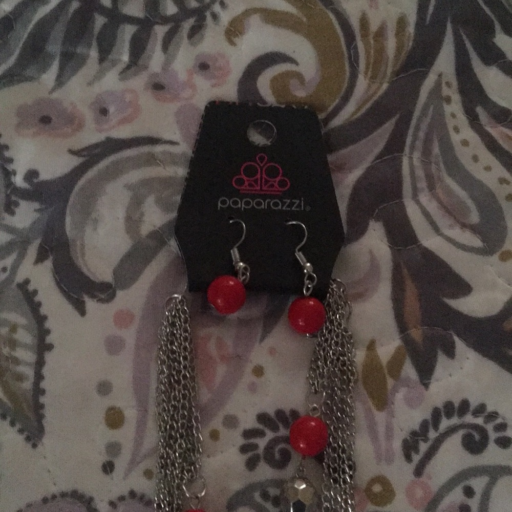🚨Necklace 🚨 - Picture 2 of 3